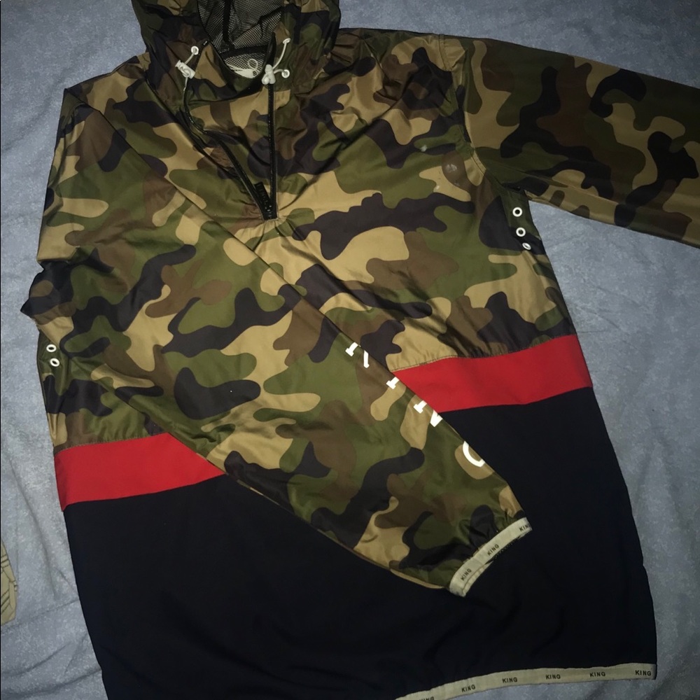 King Pull Over - image 2